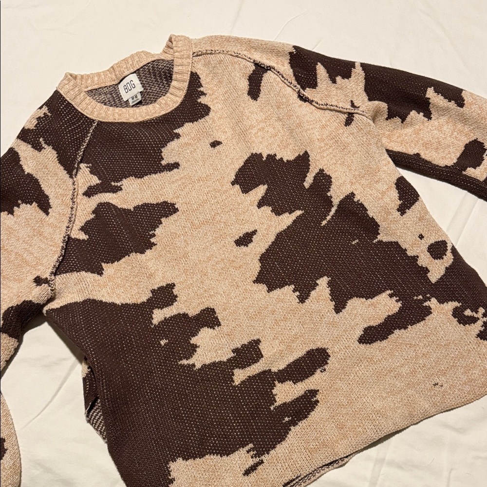 BDG Women's Sweater in Brown and Cream Abstract
